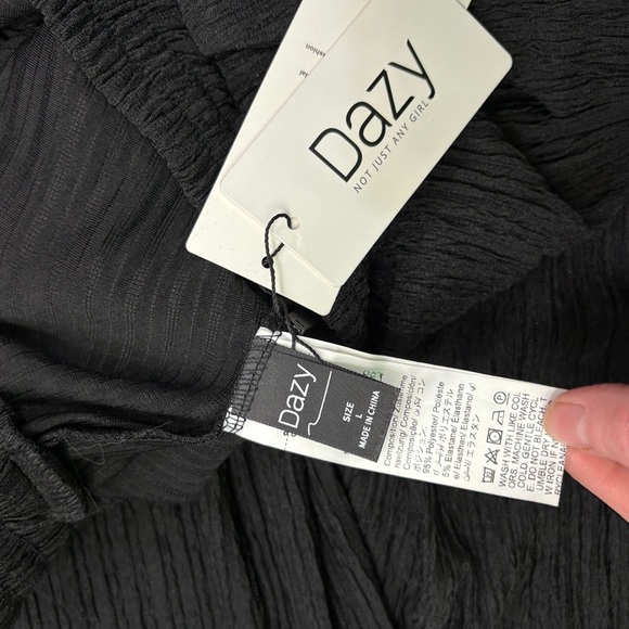 Chic Black Wide Leg Pants - Picture 5 of 5